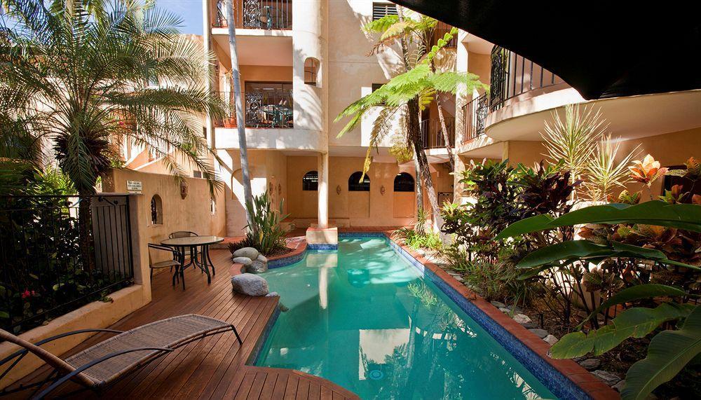 Villa San Michele Port Douglas Exteriör bild
