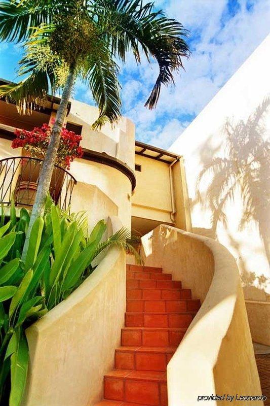 Villa San Michele Port Douglas Exteriör bild